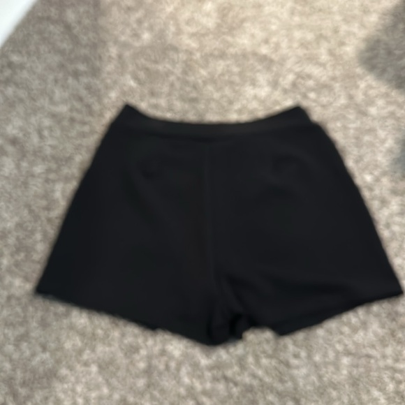 Black skort - Picture 2 of 2